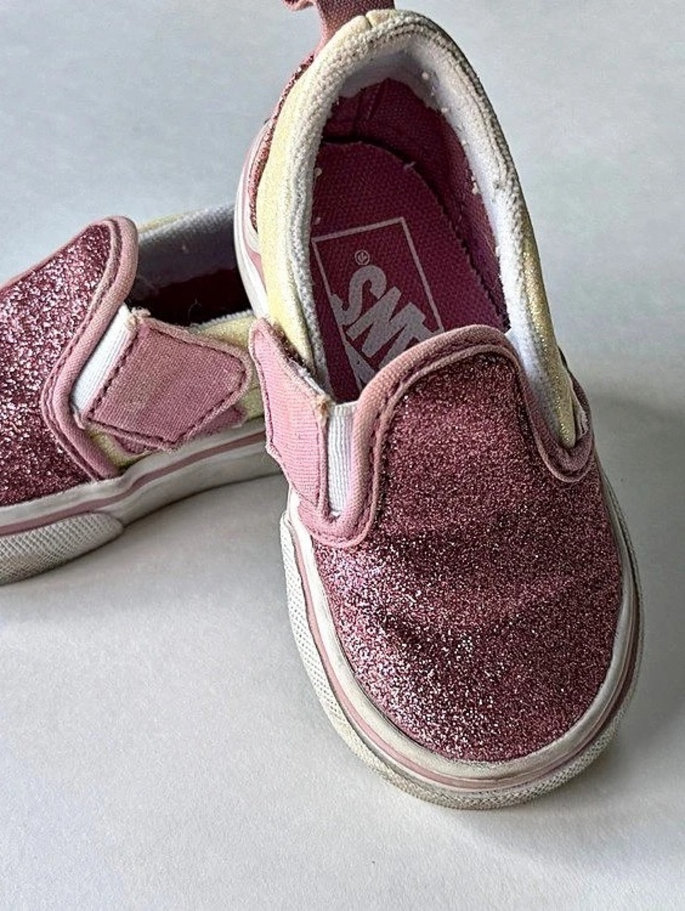Vans Toddler Classic Slip-On V Pink & Gold Sneakers Girls US 4